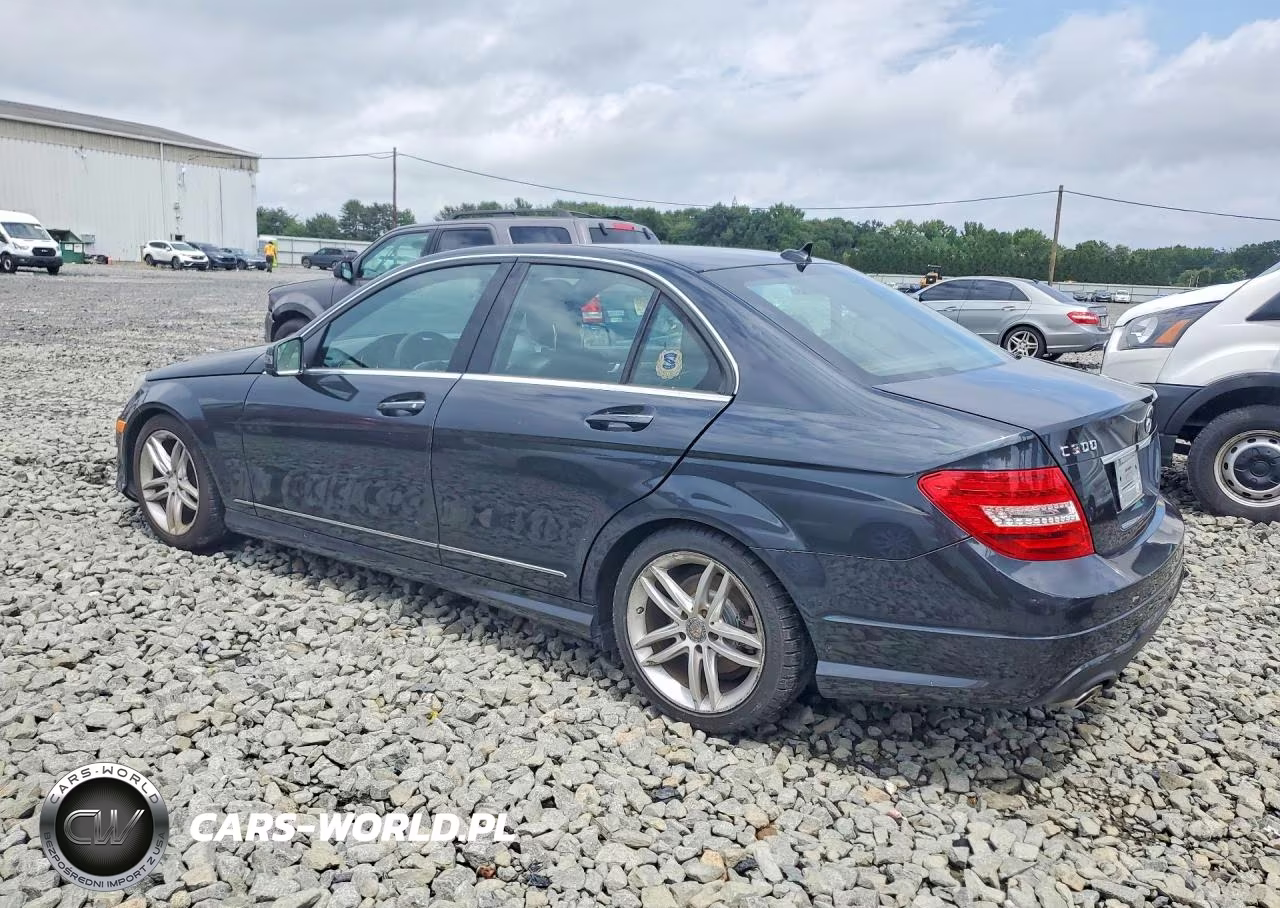 2012 Mercedes-Benz C 300 4Matic VIN:WDDGF8BB0CF857176 - 2