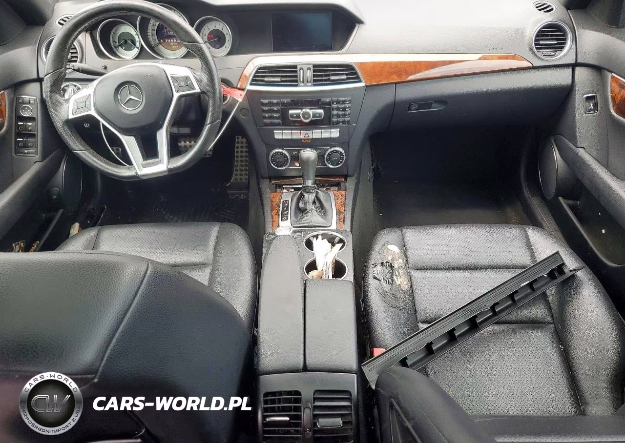 2012 Mercedes-Benz C 300 4Matic VIN:WDDGF8BB0CF857176 - 8