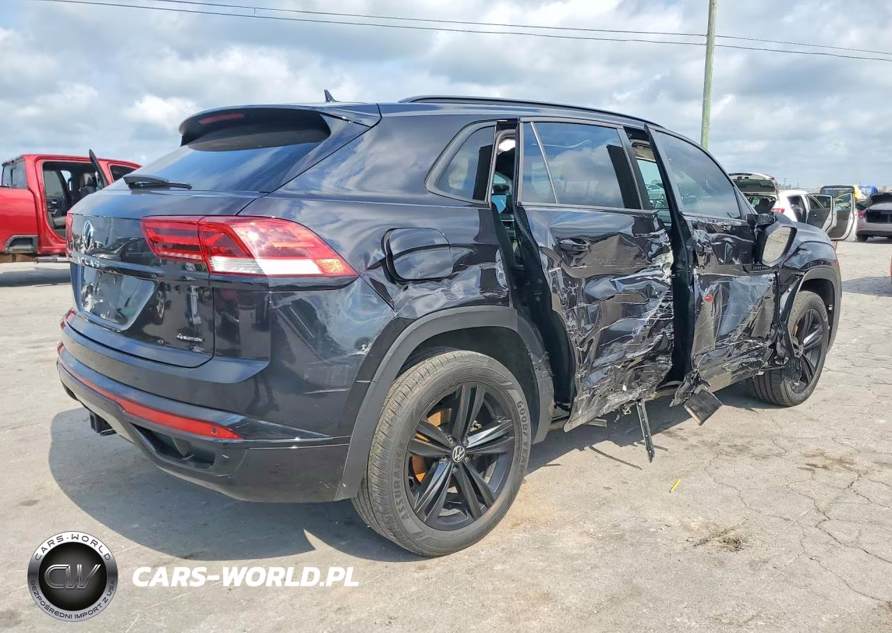 2023 Volkswagen Atlas Cross Sport Sel R-Line VIN:1V2SE2CA5PC216783 - 3