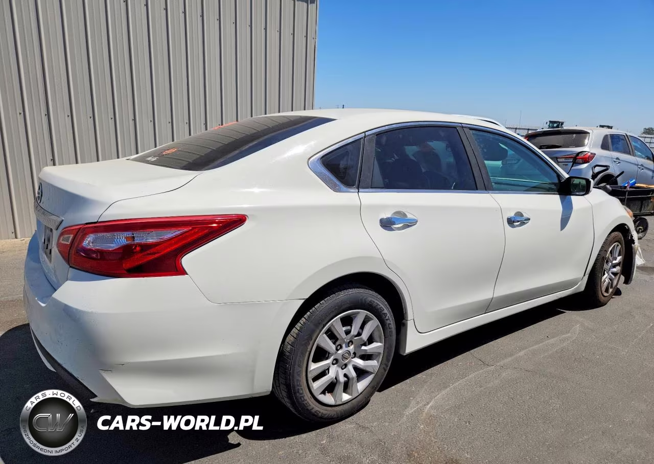 2017 Nissan Altima 2.5 S VIN:1N4AL3AP8HC289556 - 3