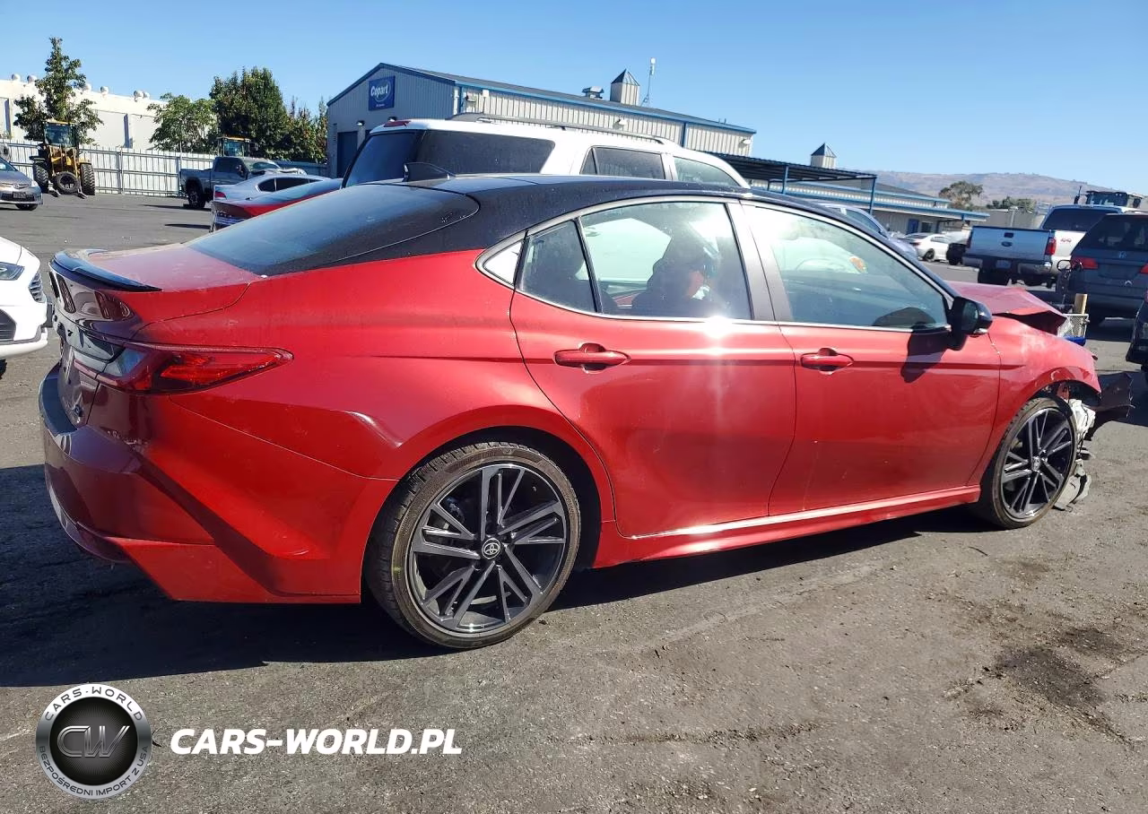 2025 Toyota Camry Xse VIN:4T1DAACK9SU131663 - 3