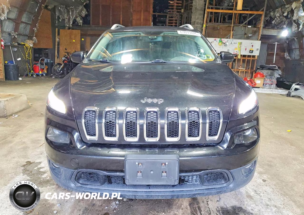 2015 Jeep Cherokee Latitude VIN:1C4PJMCS0FW550627 - 5