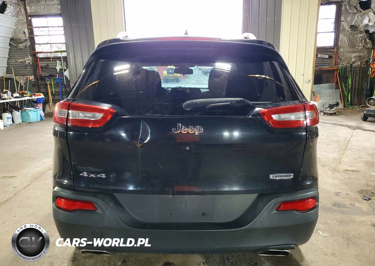 2015 Jeep Cherokee Latitude VIN:1C4PJMCS0FW550627 - 6