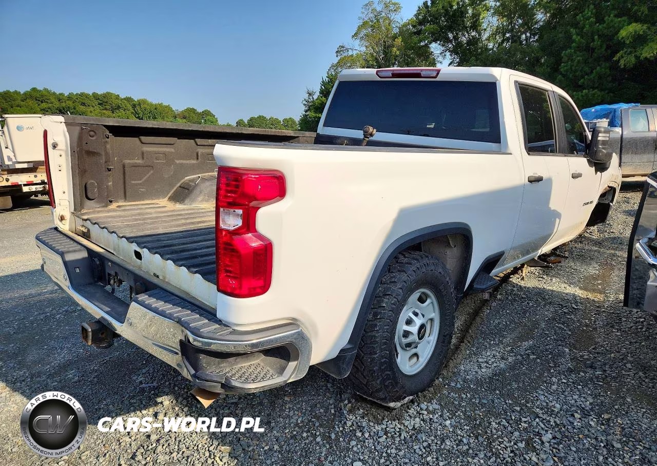 2024 Chevrolet Silverado K2500 Heavy Duty VIN:1GC1YLE76RF278951 - 3