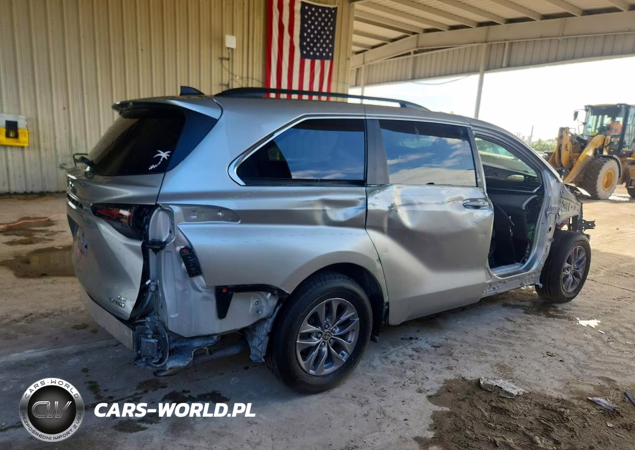 2024 Toyota Sienna Le VIN:5TDKRKEC3RS186740 - 3