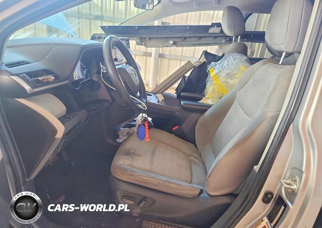 2024 Toyota Sienna Le VIN:5TDKRKEC3RS186740 - 7