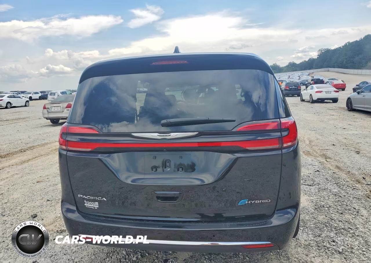 2025 Chrysler Pacifica Hybrid Select VIN:2C4RC1S73SR536092 - 6