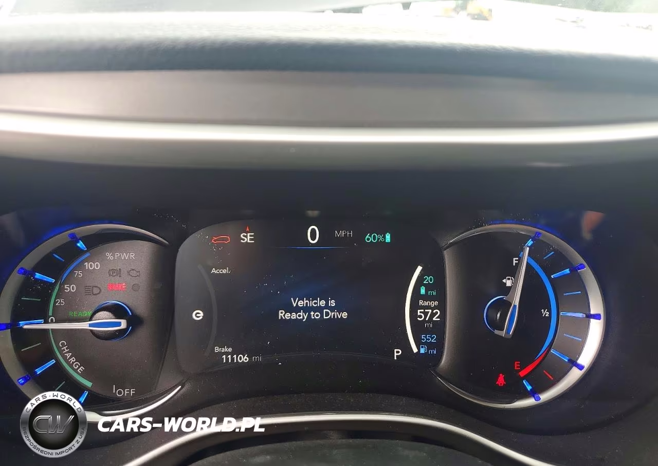 2025 Chrysler Pacifica Hybrid Select VIN:2C4RC1S73SR536092 - 9