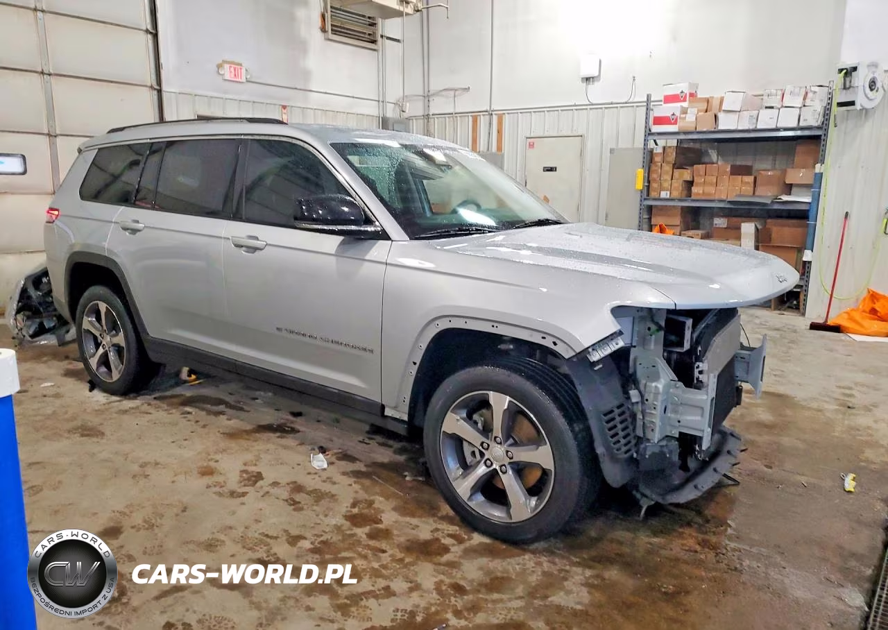 2023 Jeep Grand Cherokee L Limited VIN:1C4RJKBG8P8743902 - 4