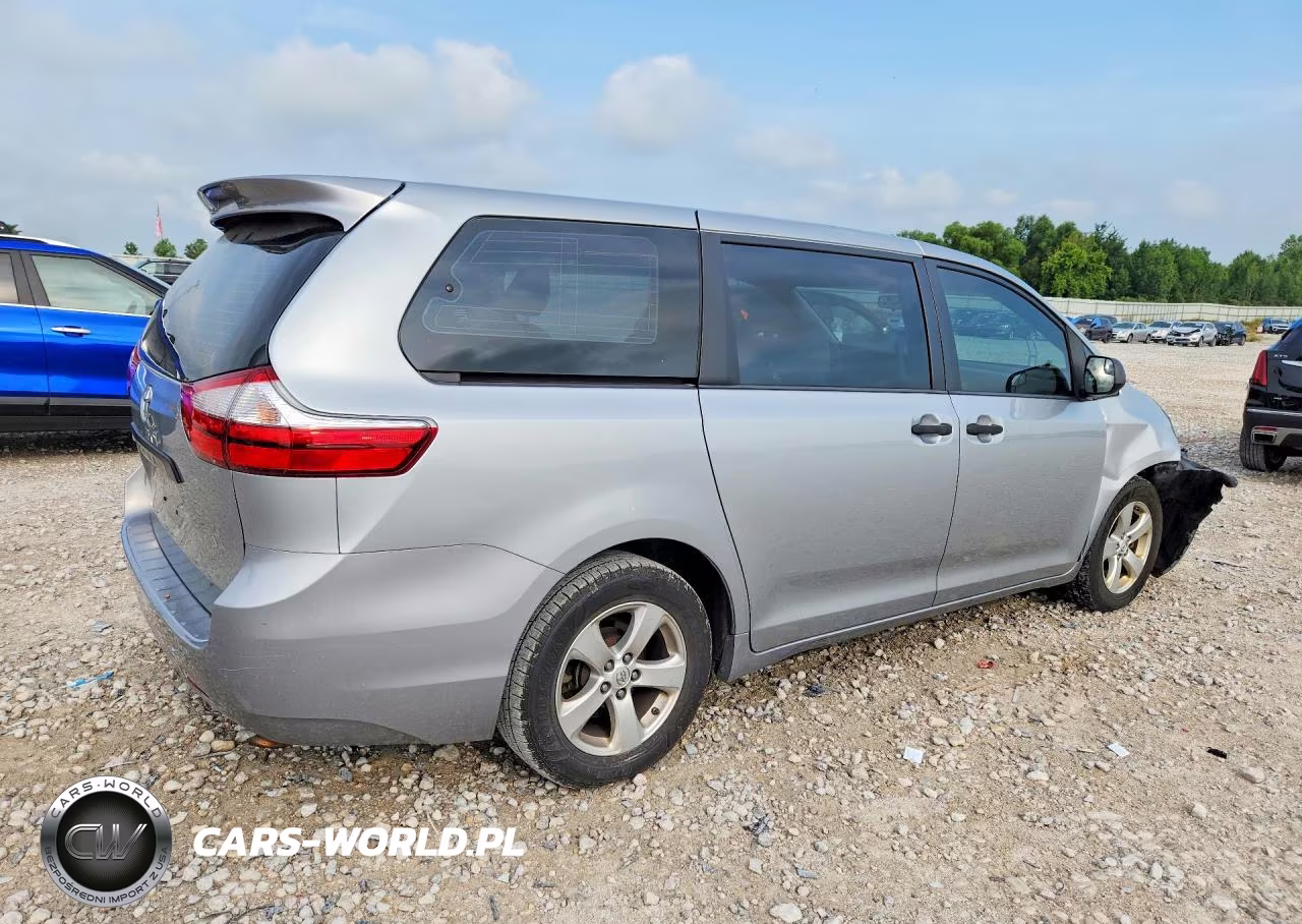 2015 Toyota Sienna L 7-Passenger VIN:5TDZK3DC6FS615746 - 3