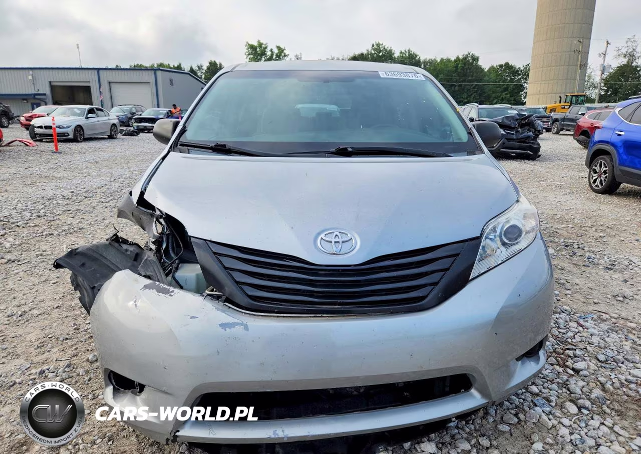 2015 Toyota Sienna L 7-Passenger VIN:5TDZK3DC6FS615746 - 5