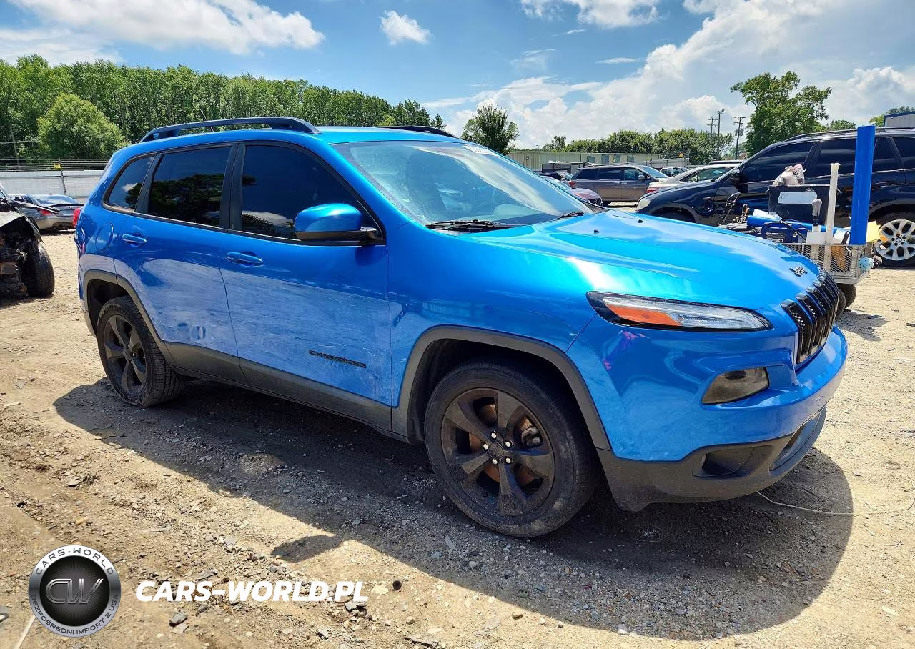 2018 Jeep Cherokee Latitude VIN:1C4PJLCB4JD551858 - 4