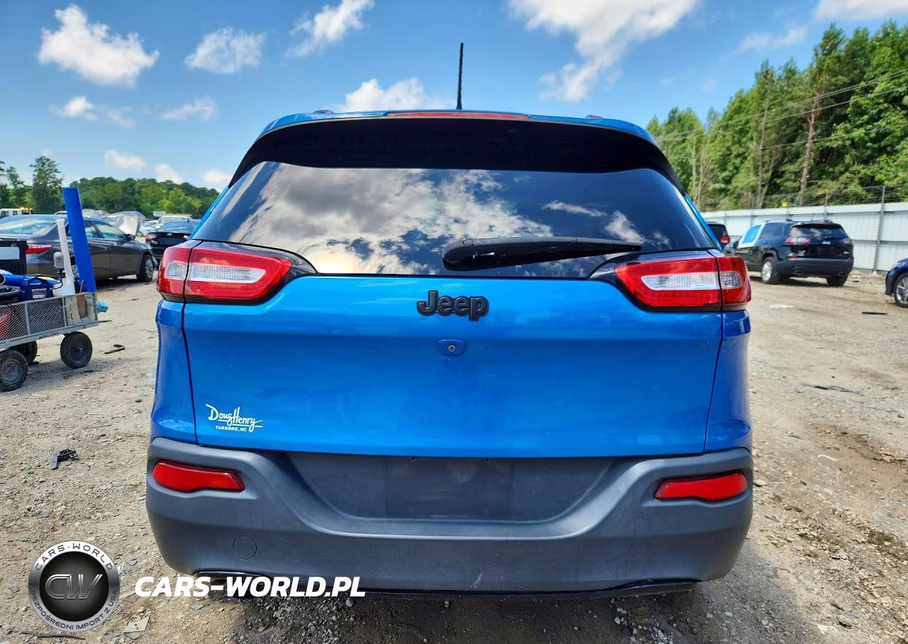 2018 Jeep Cherokee Latitude VIN:1C4PJLCB4JD551858 - 6