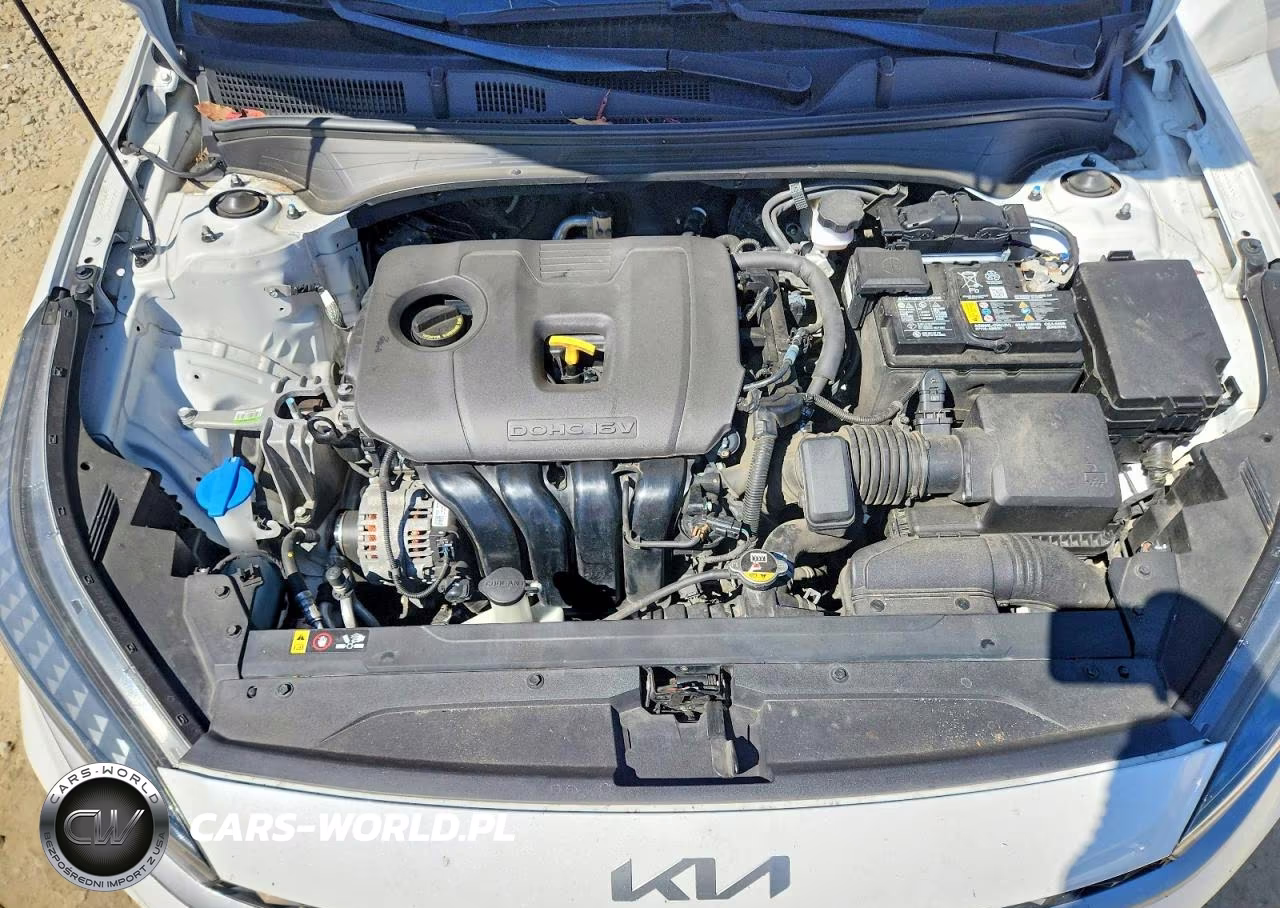 2022 Kia Forte Lxs VIN:3KPF24AD6NE478225 - 11
