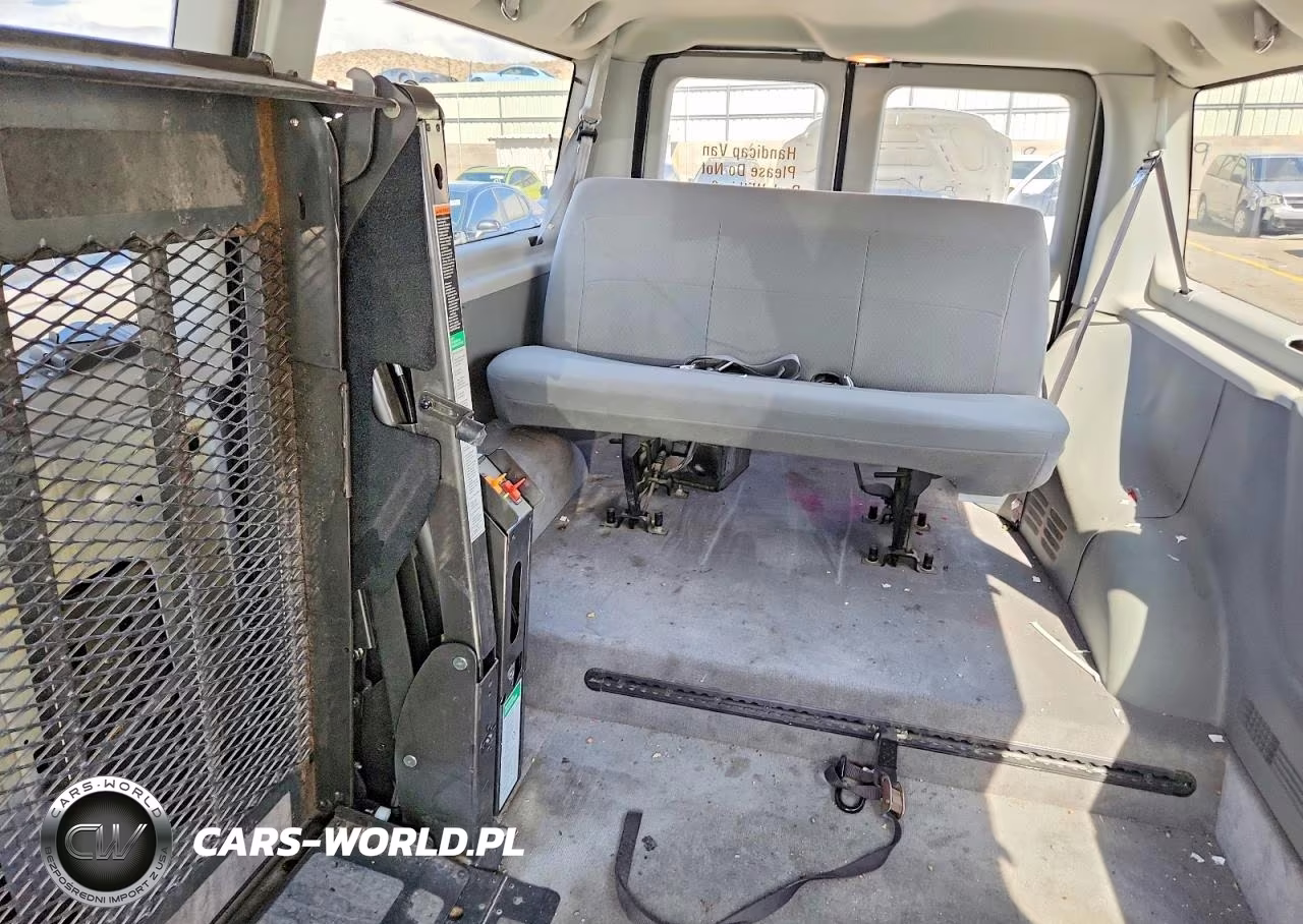 2007 Ford Econoline E150 Wagon VIN:1FMNE11L97DA61075 - 10