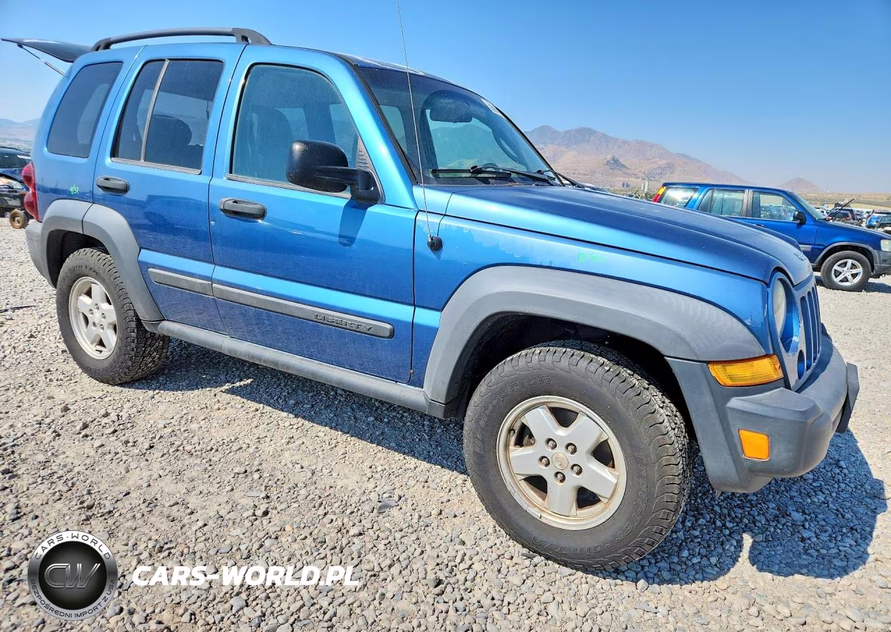 2006 Jeep Liberty Sport VIN:1J4GL48K96W225911 - 4
