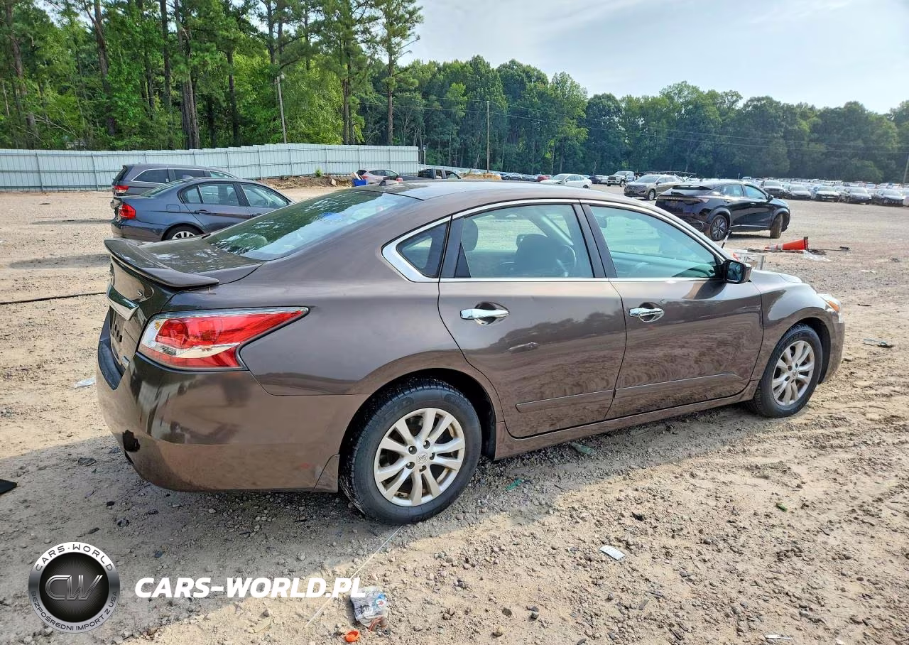 2014 Nissan Altima 2.5 S VIN:1N4AL3APXEC281535 - 3