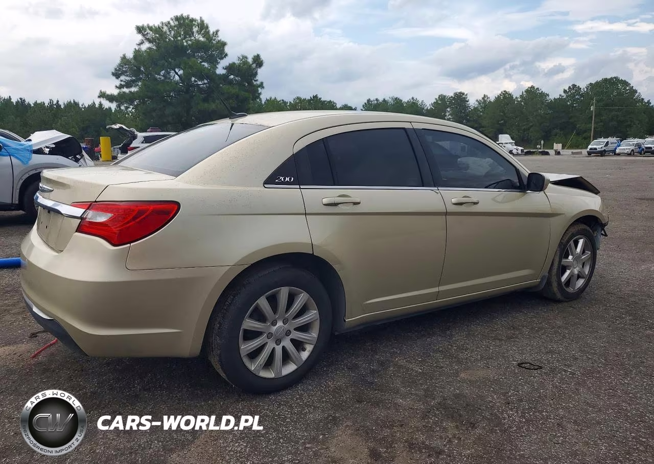2011 Chrysler 200 Touring VIN:1C3BC1FG1BN519806 - 3