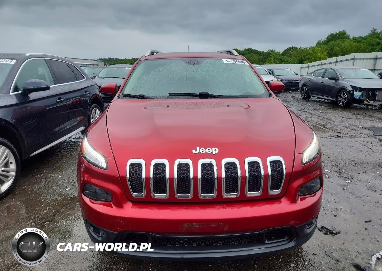 2014 Jeep Cherokee Latitude VIN:1C4PJMCB7EW215394 - 5