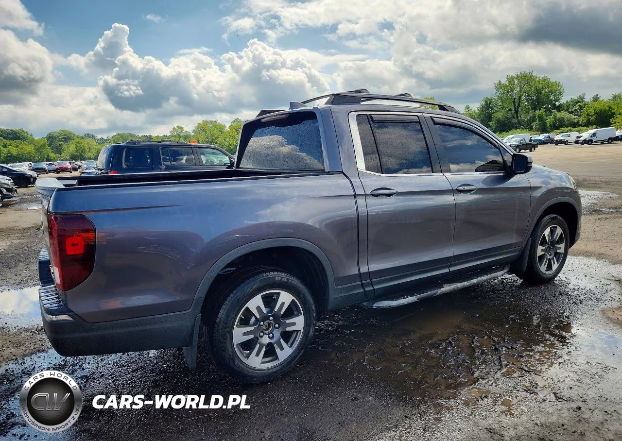2017 Honda Ridgeline Rtl VIN:5FPYK3F51HB002488 - 3