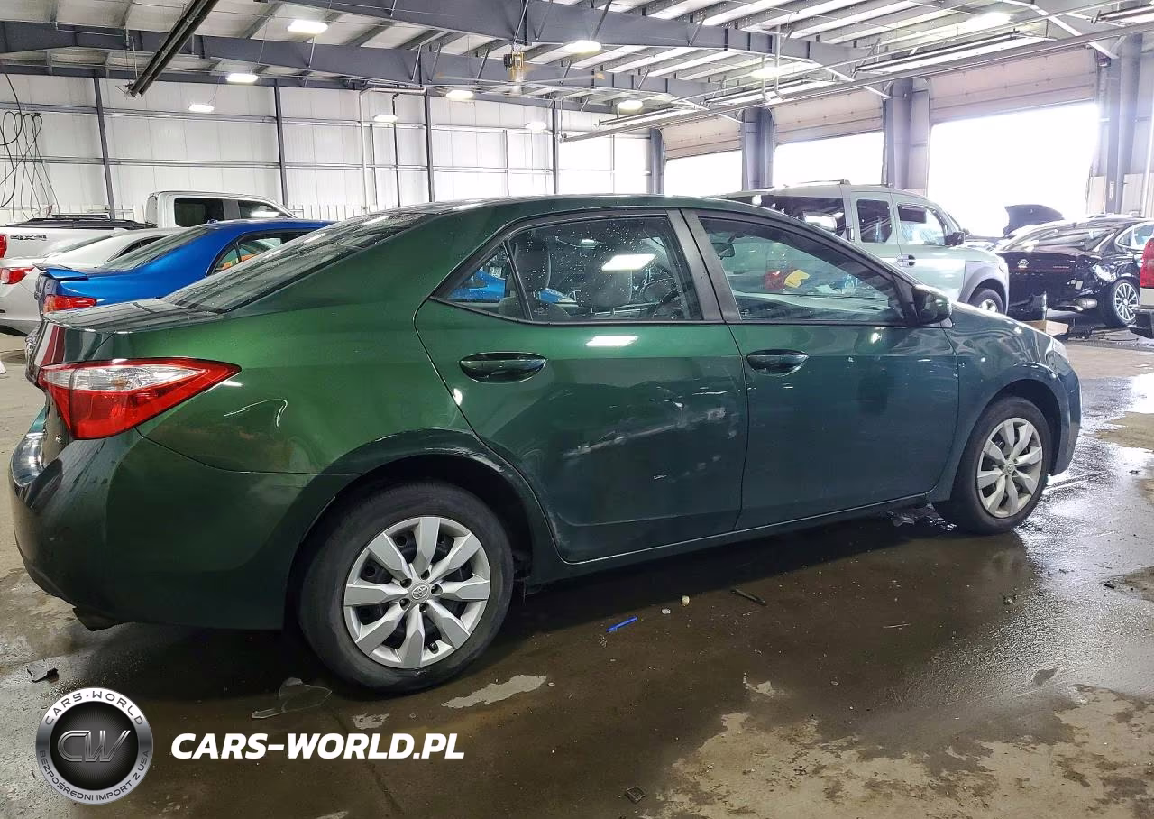 2015 Toyota Corolla Le VIN:2T1BURHE5FC366875 - 3