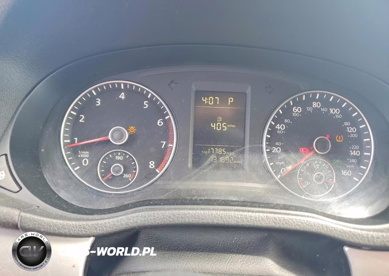 2012 Volkswagen Passat S VIN:1VWAP7A33CC025864 - 9