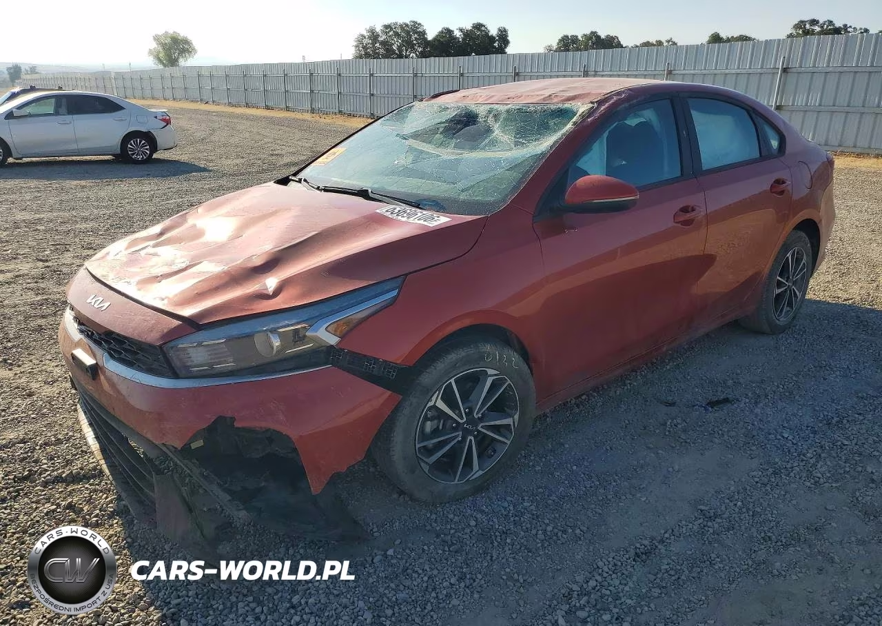 2023 Kia Forte Lxs