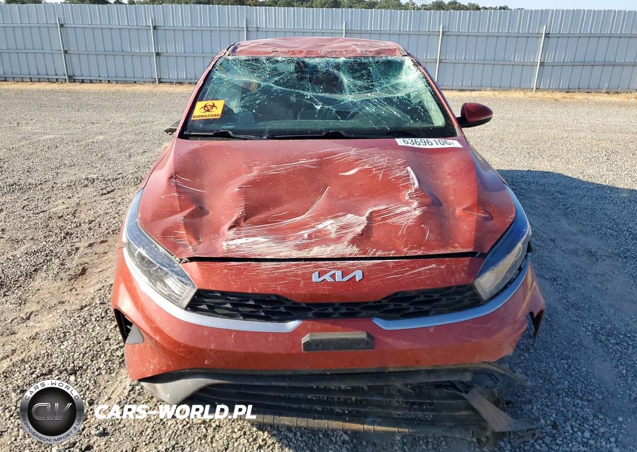 2023 Kia Forte Lxs VIN:3KPF24AD5PE597936 - 5