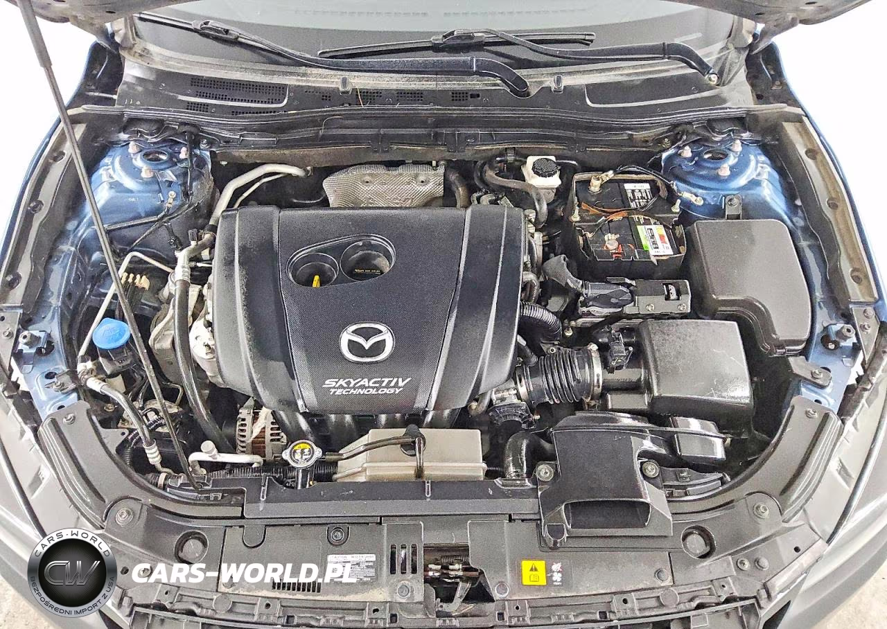 2018 Mazda 3 Touring VIN:3MZBN1V33JM257880 - 11
