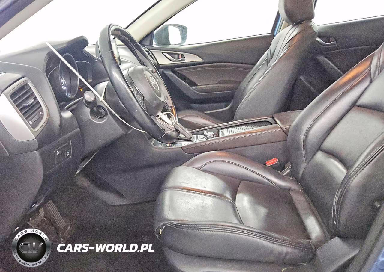 2018 Mazda 3 Touring VIN:3MZBN1V33JM257880 - 7