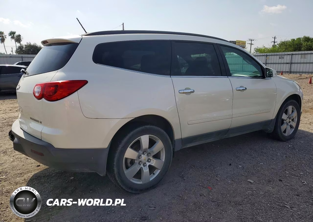 2012 Chevrolet Traverse Lt VIN:1GNKRGED4CJ315487 - 3
