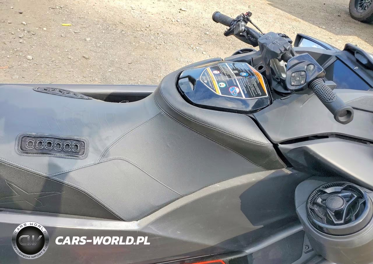 2023 Sea-Doo Rxp X 300 VIN:YDV76642C323 - 5