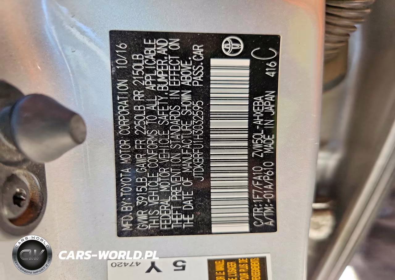 2017 Toyota Prius Two VIN:JTDKBRFU1H3032595 - 13