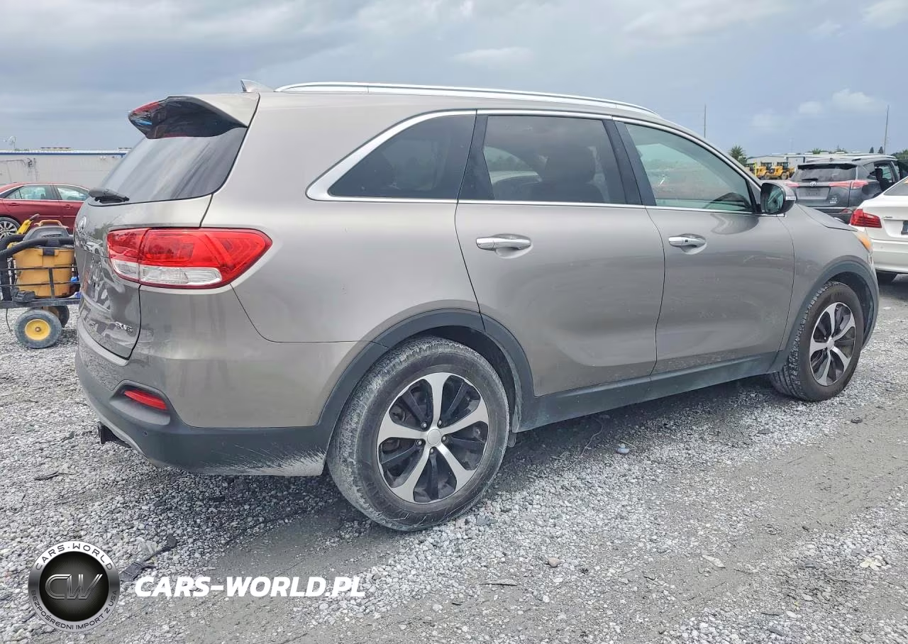 2018 Kia Sorento Ex VIN:5XYPH4A53JG426768 - 3