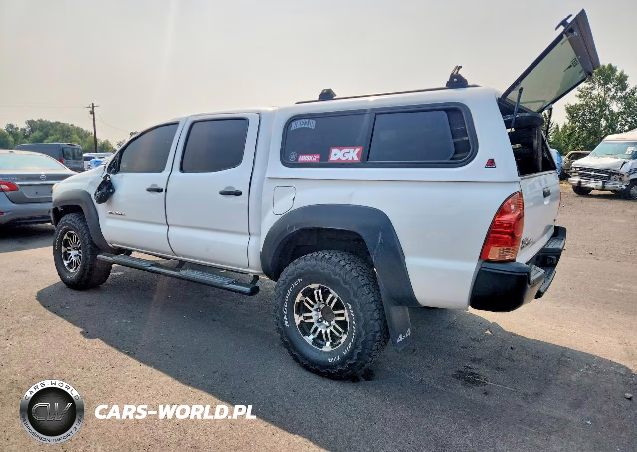 2014 Toyota Tacoma V6 VIN:3TMLU4EN6EM135713 - 2