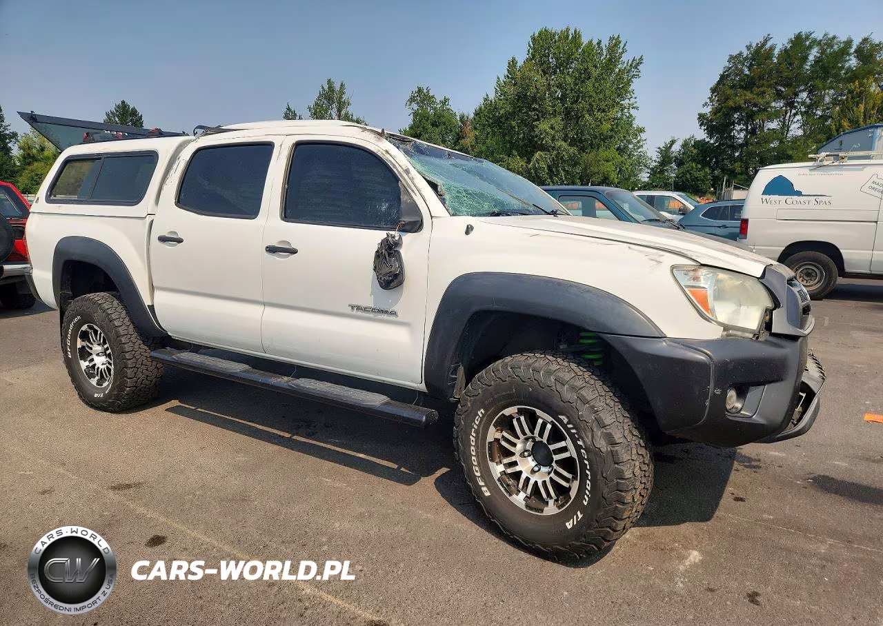 2014 Toyota Tacoma V6 VIN:3TMLU4EN6EM135713 - 4