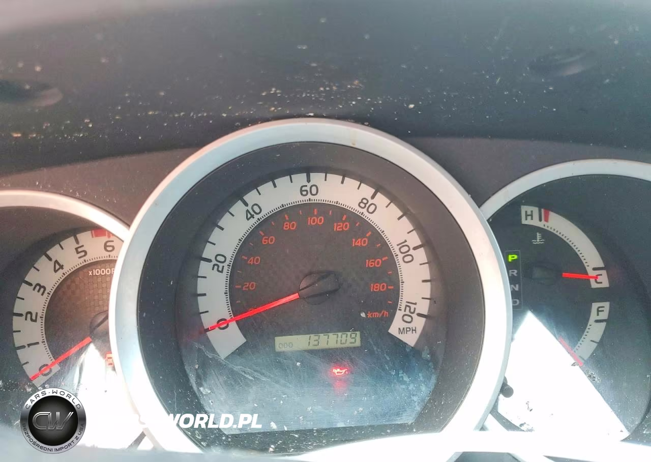 2014 Toyota Tacoma V6 VIN:3TMLU4EN6EM135713 - 9