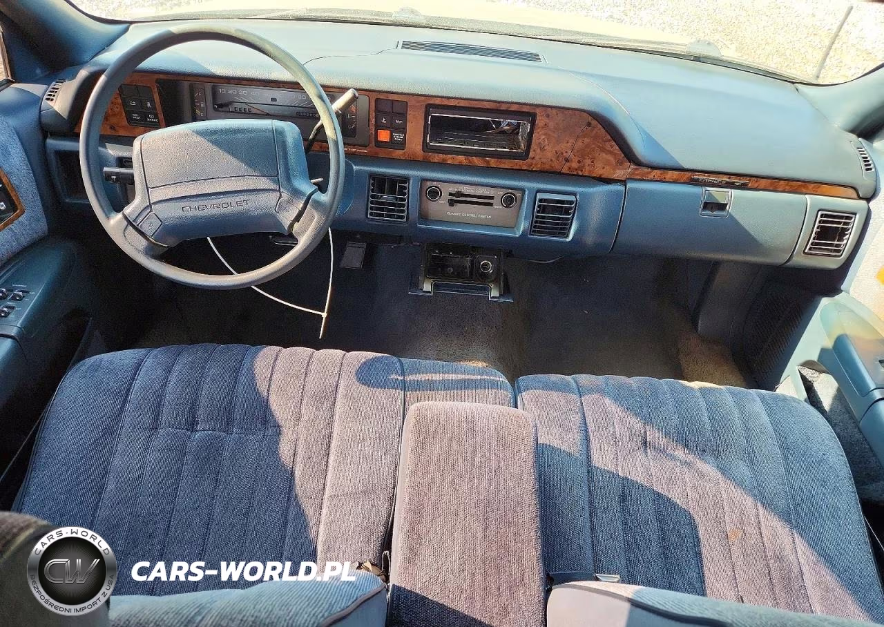 1992 Chevrolet Caprice VIN:1G1BL53E3NR126983 - 8