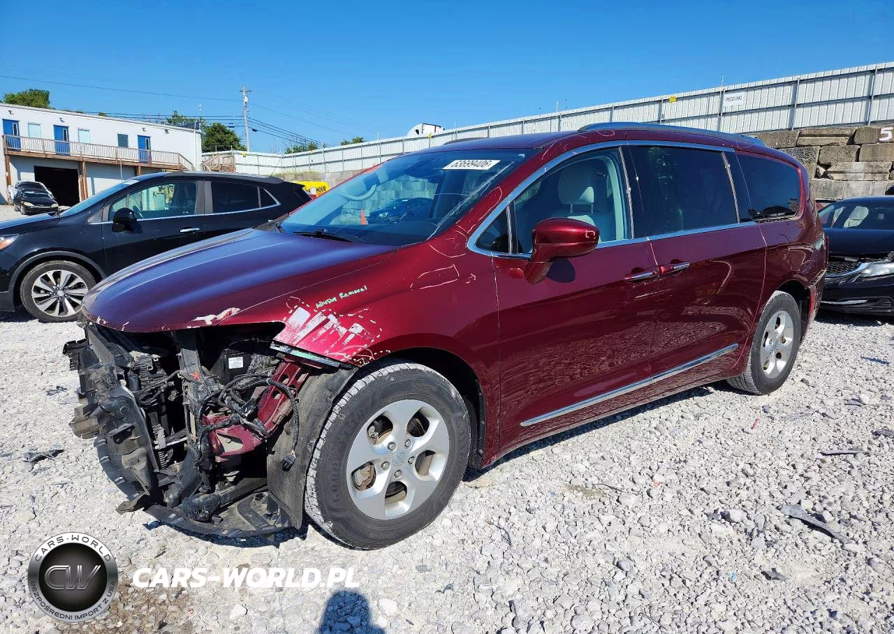 2017 Chrysler Pacifica Touring L Plus VIN:2C4RC1EG0HR752857 - 1