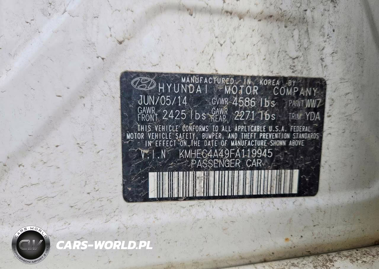 2015 Hyundai Sonata Hybrid Base VIN:KMHEC4A49FA119945 - 12