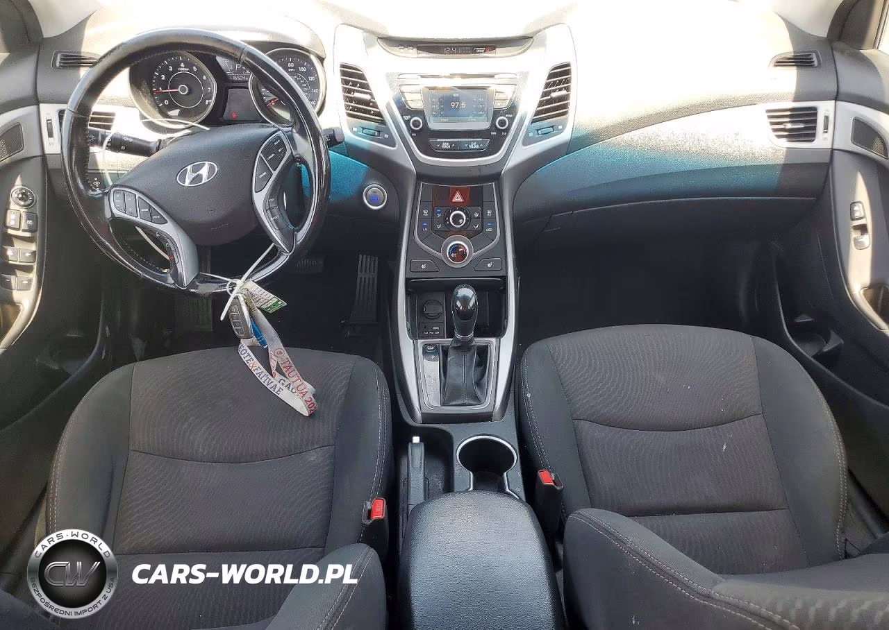 2016 Hyundai Elantra Value Edition VIN:5NPDH4AE7GH729685 - 8