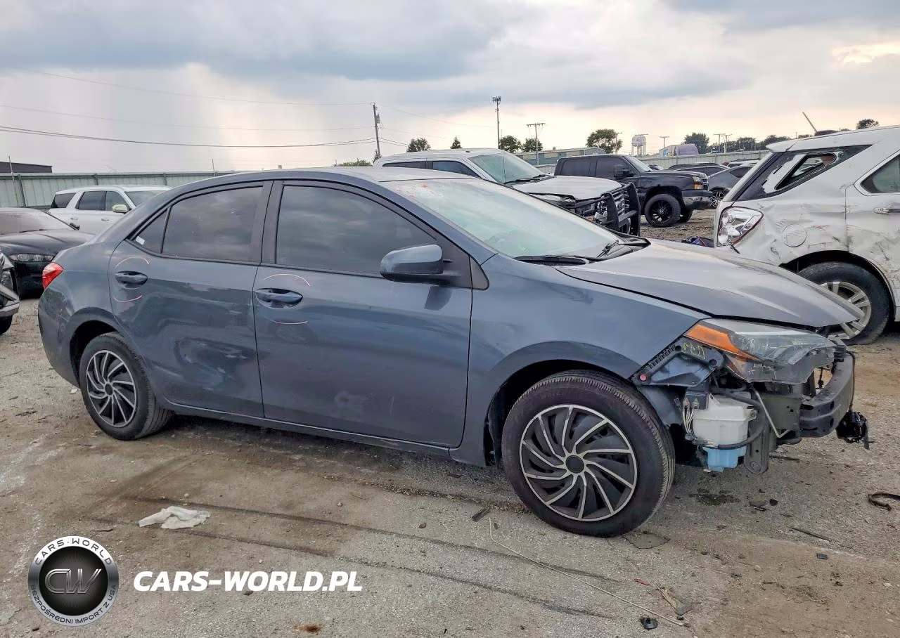 2019 Toyota Corolla Le VIN:5YFBURHE0KP870566 - 4
