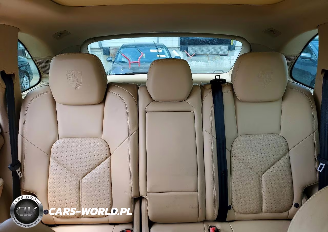 2014 Porsche Cayenne VIN:WP1AA2A2XELA96141 - 10
