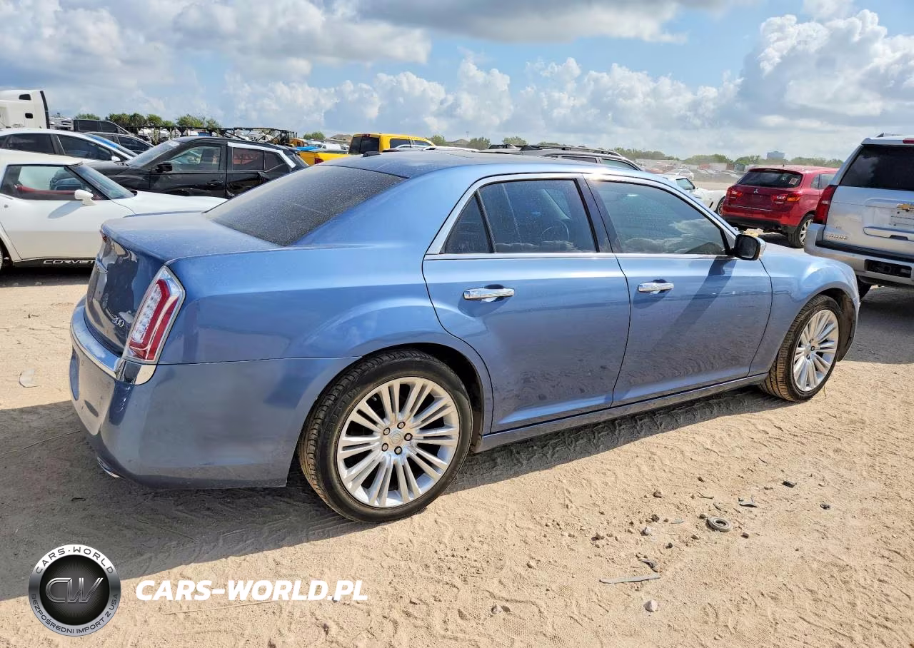 2011 Chrysler 300 Limited VIN:2C3CA5CG6BH547356 - 3