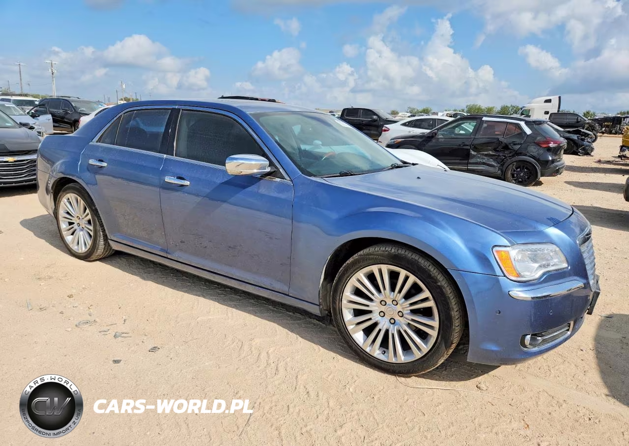 2011 Chrysler 300 Limited VIN:2C3CA5CG6BH547356 - 4