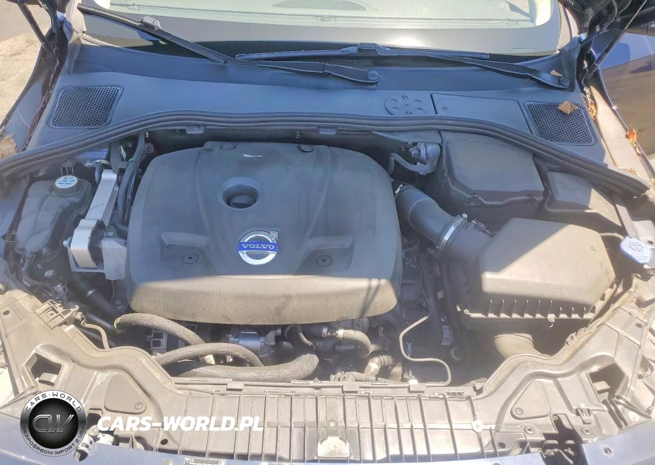 2015 Volvo V60 Platinum VIN:YV126MED8F1192212 - 11