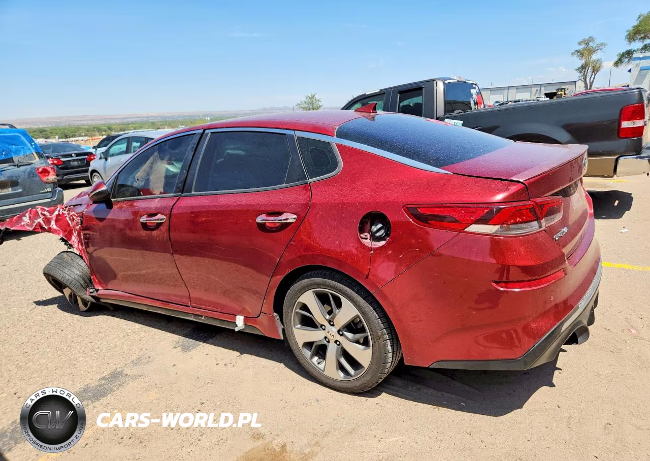 2019 Kia Optima S VIN:5XXGT4L35KG315705 - 2