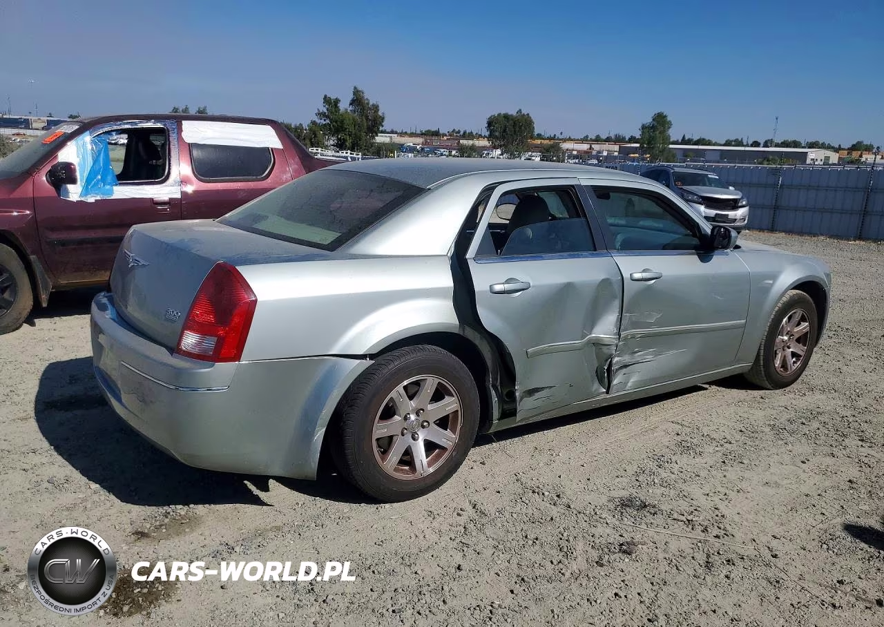 2006 Chrysler 300 Touring VIN:2C3KA53GX6H388164 - 3