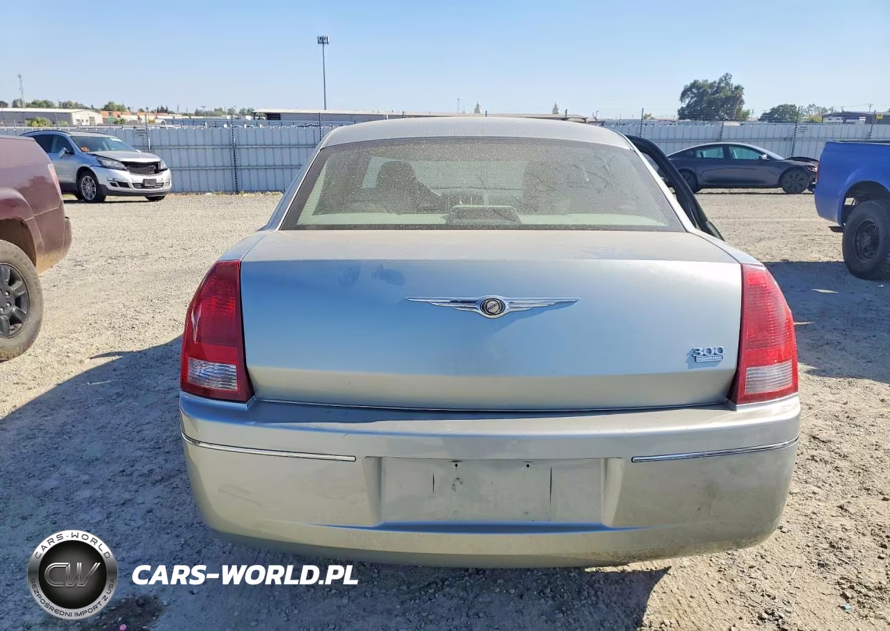 2006 Chrysler 300 Touring VIN:2C3KA53GX6H388164 - 6
