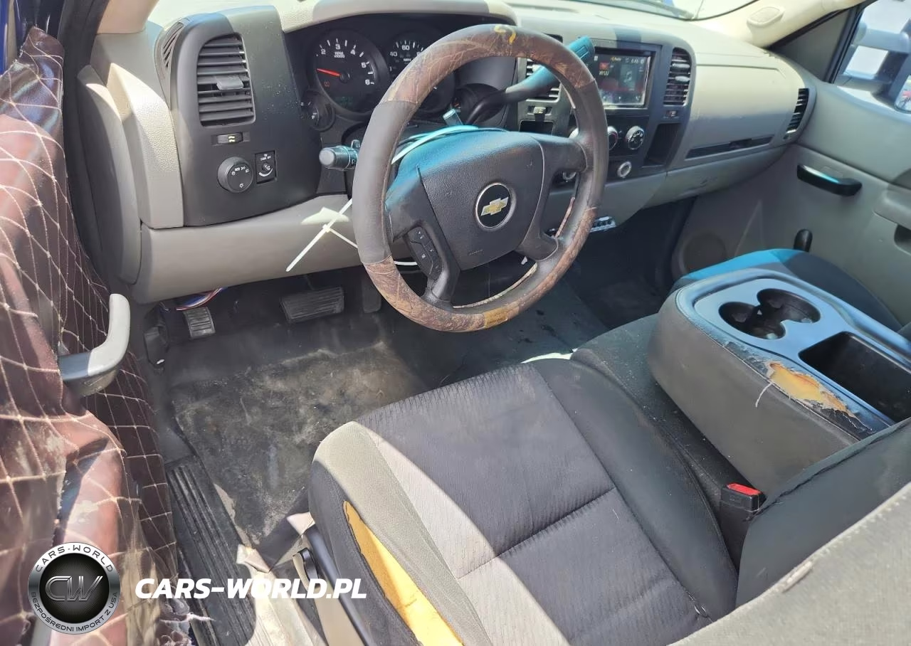 2013 Chevrolet Silverado C1500 VIN:1GCRCPEX1DZ324914 - 8